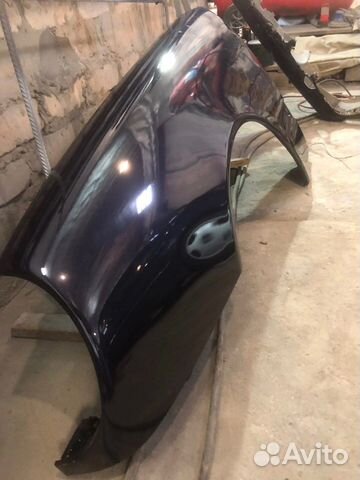 Крыло от мерседеса 210