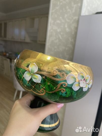 Вазы цветные богемия