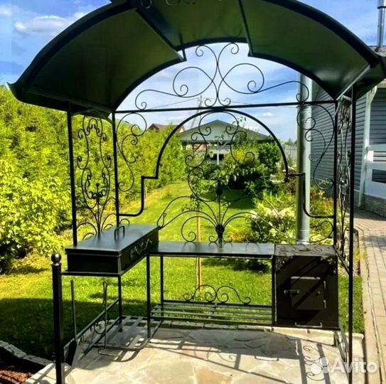 Беседка с мангалом