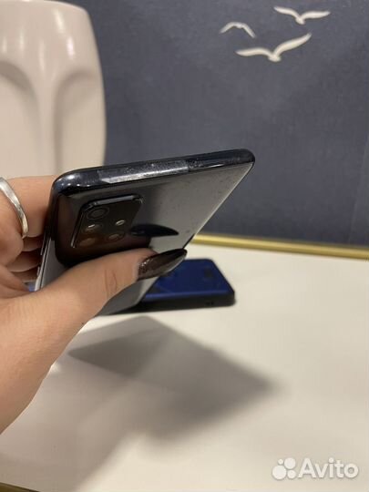 Samsung Galaxy A71, 8/128 гб