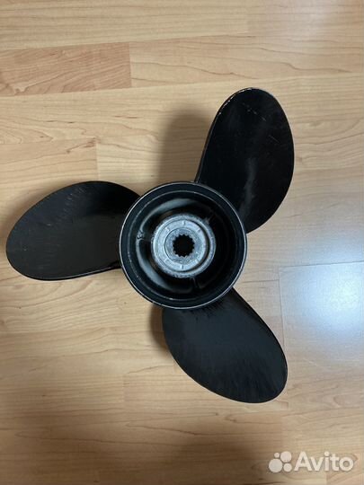 Винт гребной solas 3x14.8x19