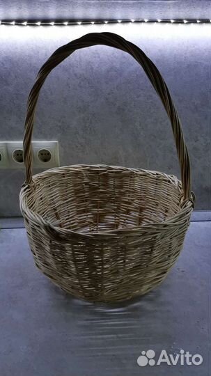 Корзина плетеная