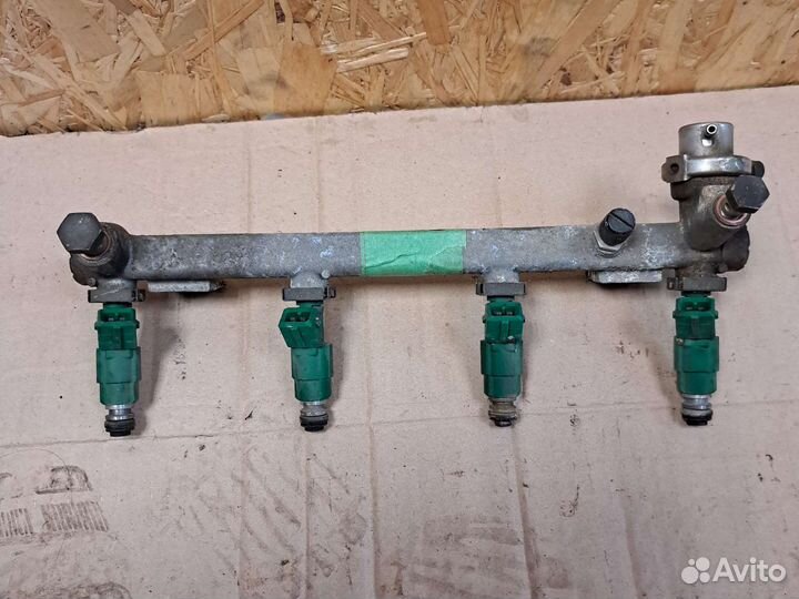 Рампа топливный opel omega b в сборе