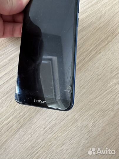 Телефон honor 7c