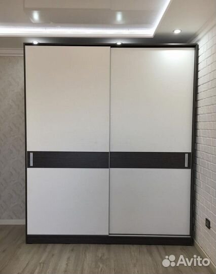 Шкаф стенка