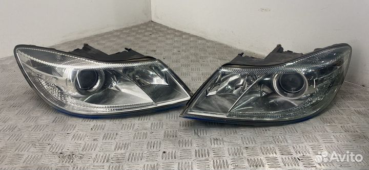 Фара передняя (комплект) Skoda Octavia 1Z2941015F