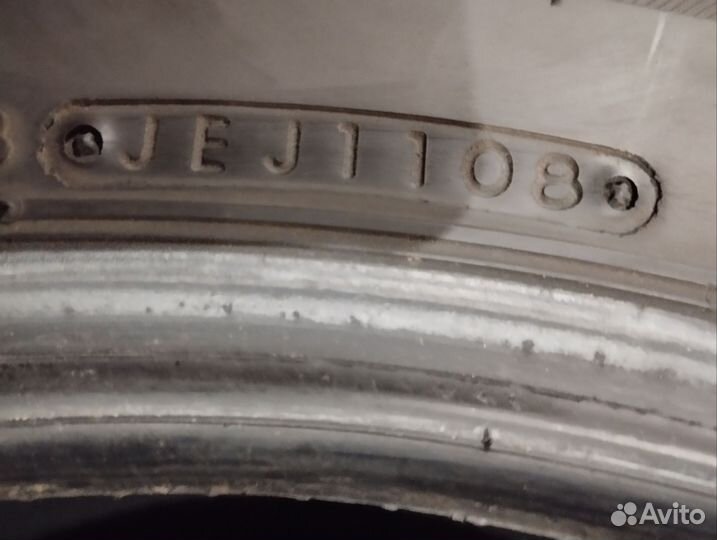 Bridgestone Ice Cruiser 5000 4.00/9 R16 26