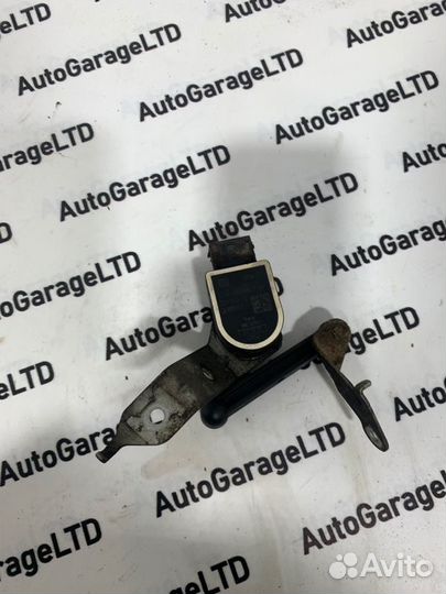 Датчик дорожного просвета задний левый Bmw