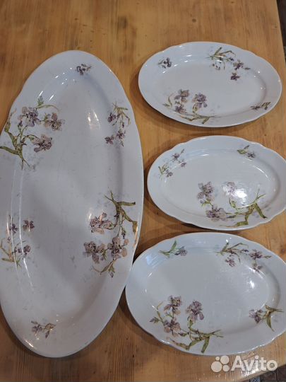 Старинные блюдо Кузнецов, кофейный набор