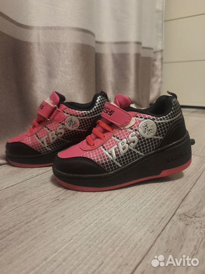 Роликовые кроссовки