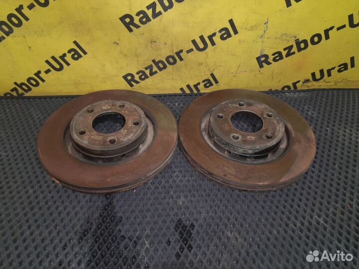 Диски тормозные передние Мицубиси Аутлендер 1