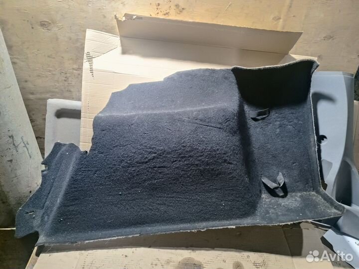 Обшивка багажника право фокус 2 седан