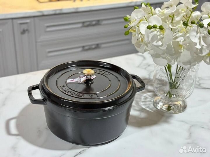 Кокот staub