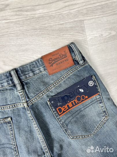 W31 Новые SuperDry Шорты