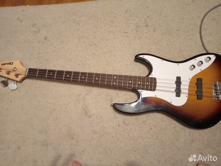 Басс гитара 4 струны