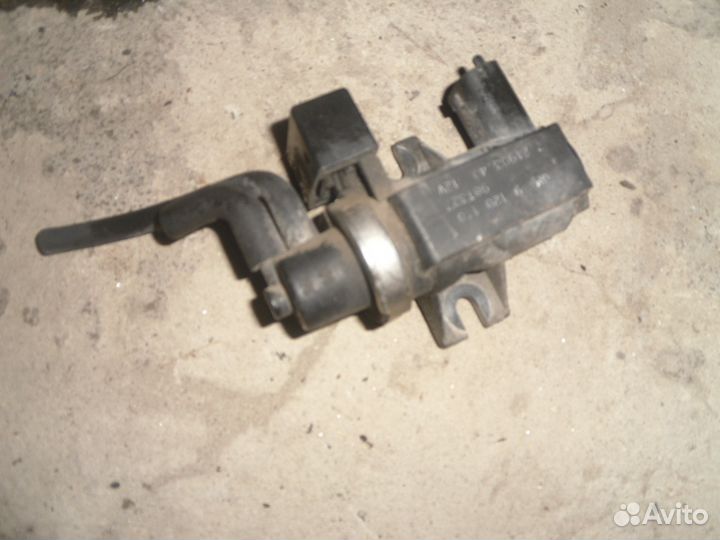 Клапан рециркуляции отработанных газов opel Astra