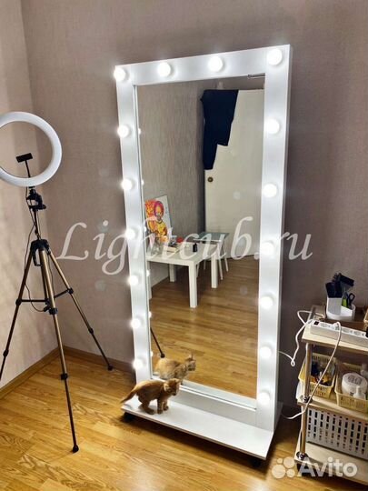 Гримерное зеркало