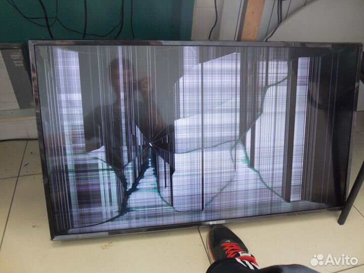 Телевизор LG 43UJ630V (Разбор)(По запчастям)