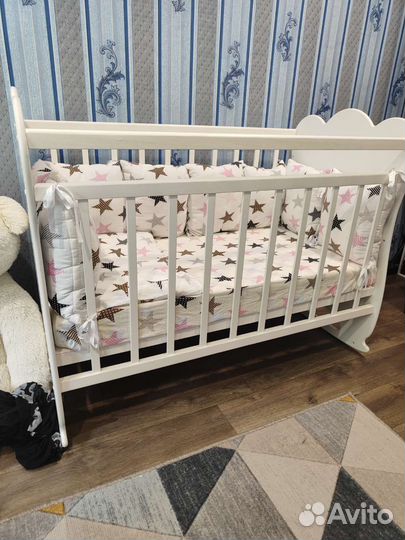 Детская кроватка