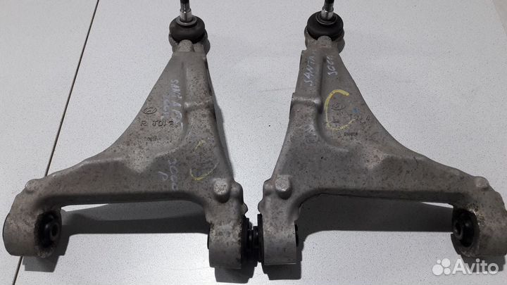 Рычаг задний Hyundai Santa Fe 2012г