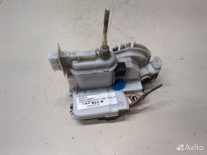 Замок двери Volkswagen Golf 4, 2002