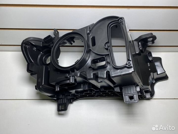 Корпус фары BMW X3 F25/X4 F26 (2014-2018)