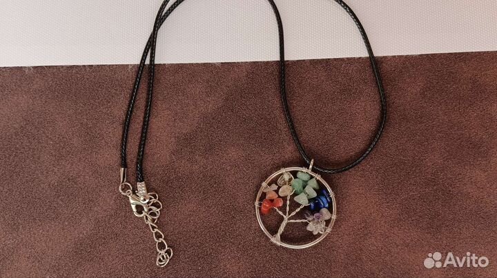 Ожерелье с подвеской 