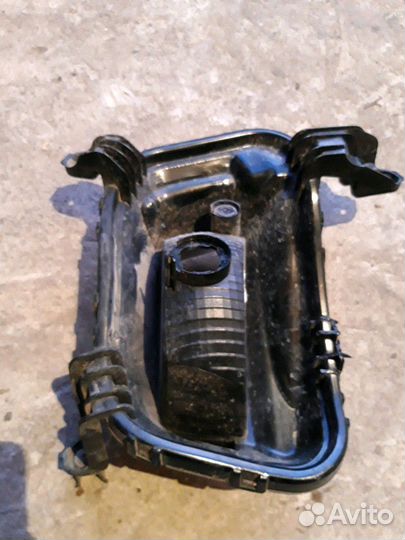 Туманка левая Киа Рио 2015 год