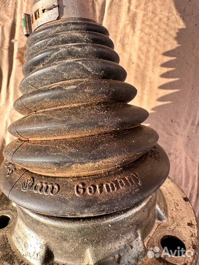 Приводной вал с ШРУСами задний Audi A4 b9 A5 f5