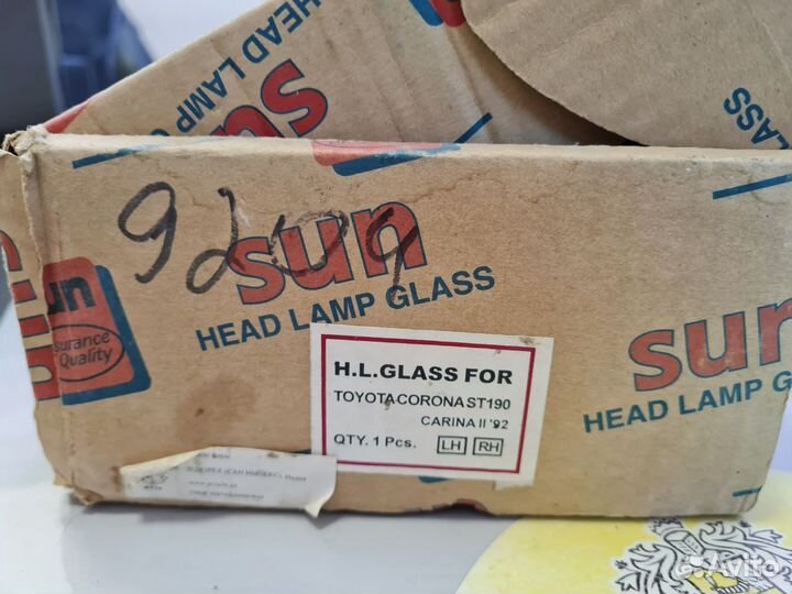Стекло правой фары toyota corona st190 carina ll