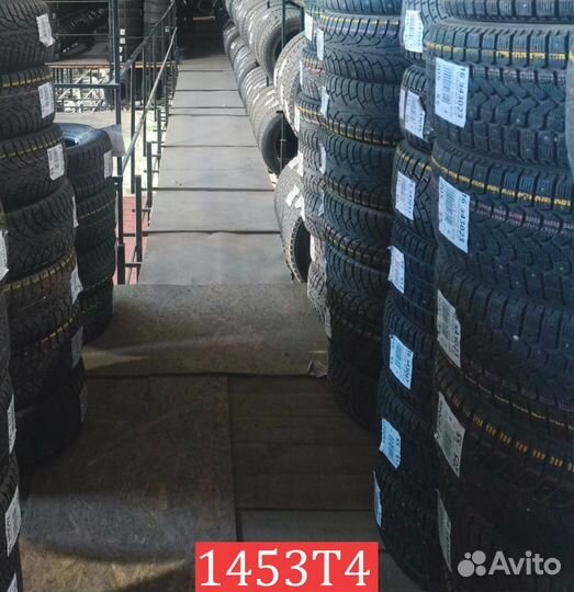 Kumho Majesty 9 Solus TA91 225/45 R18 95N