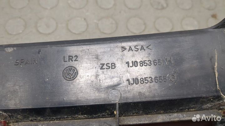 Решетка радиатора Volkswagen Golf 4, 2002