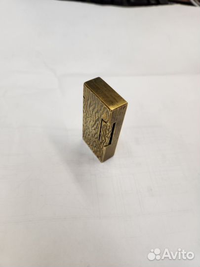 Зажигалка бензиновая