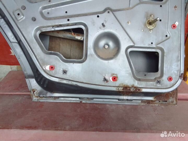 Двери на priora бу