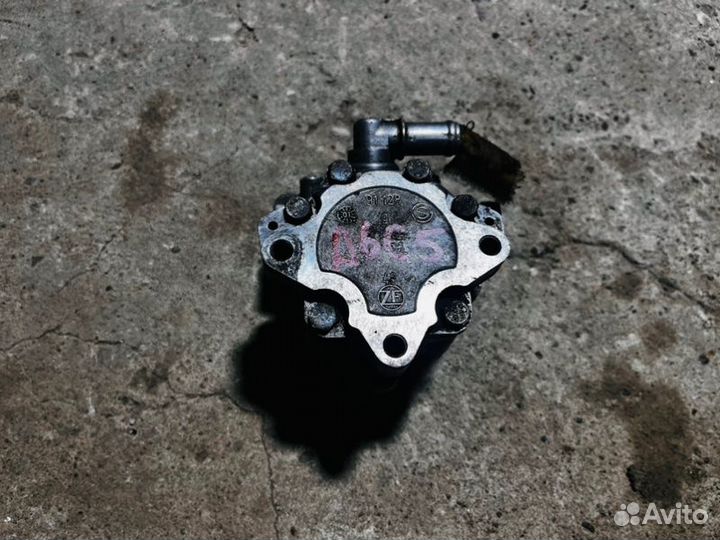 Насос гидроусилителя руля Audi A6C5 4B 2.4BDV 2001