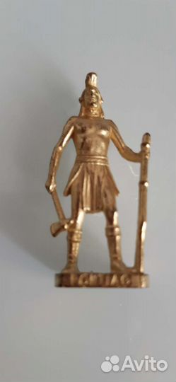 Игрушки из киндера