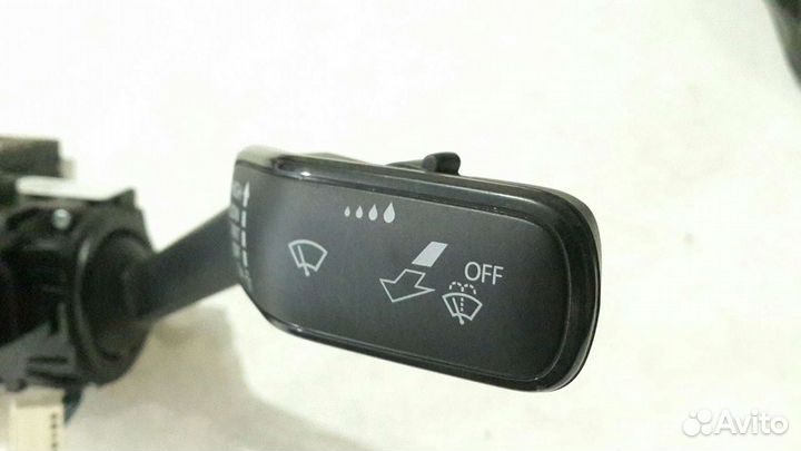 Переключатель подрулевой Skoda Octavia A7 5Q0.953