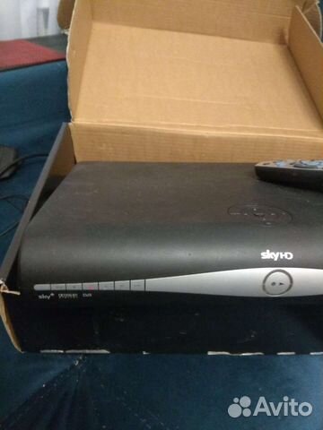 Спутниковый ресивер SKY + HD