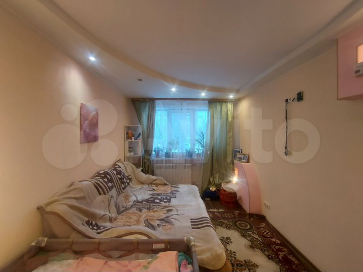 4-к. квартира, 71 м², 2/5 эт.