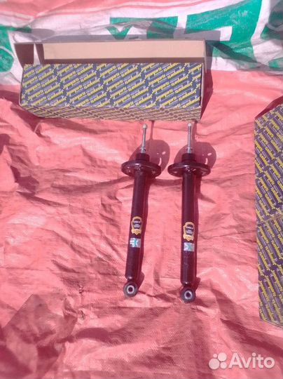 Амортизаторы задние фольксваген пассат (В3/В4)