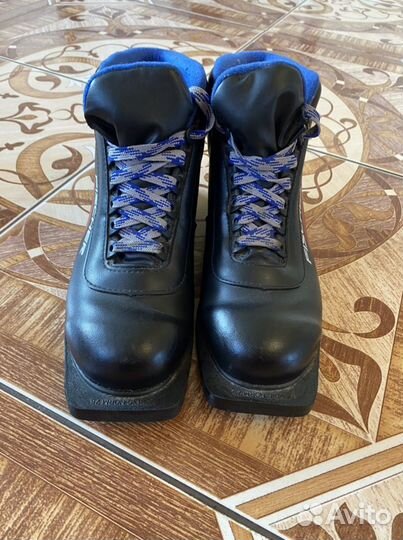 Лыжные ботинки fischer 75