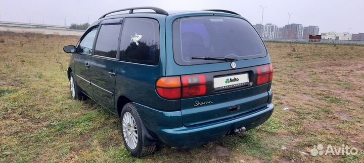 Volkswagen Sharan 2.0 AT, 1997, 100 000 км