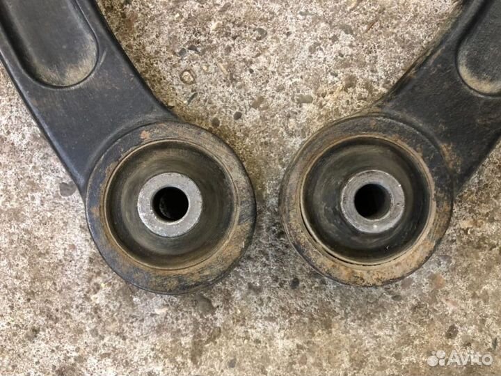 Рычаги передние Peugeot 307 2001-2007