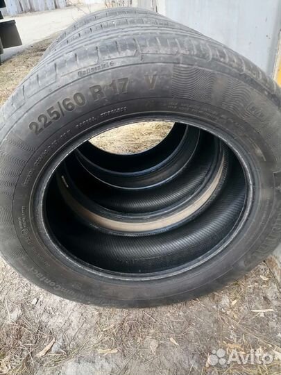 Continental ContiPremiumContact 5 225/60 R17 99V