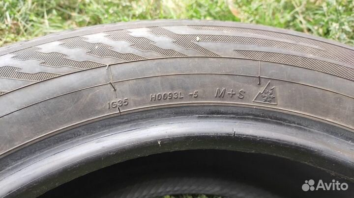 Yokohama Ice Guard Stud IG55 21.5/60 R17
