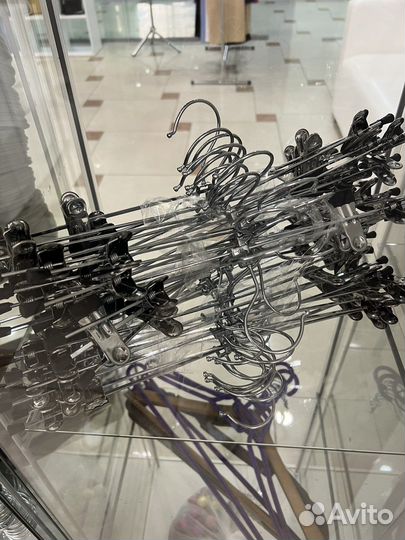 Плечики вешалки для штанов на прищепках