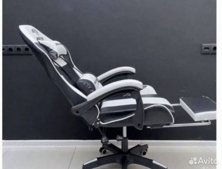 Компьютерное кресло игровое геймерское