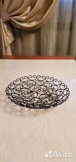 2 Вазы и ваза в виде подноса