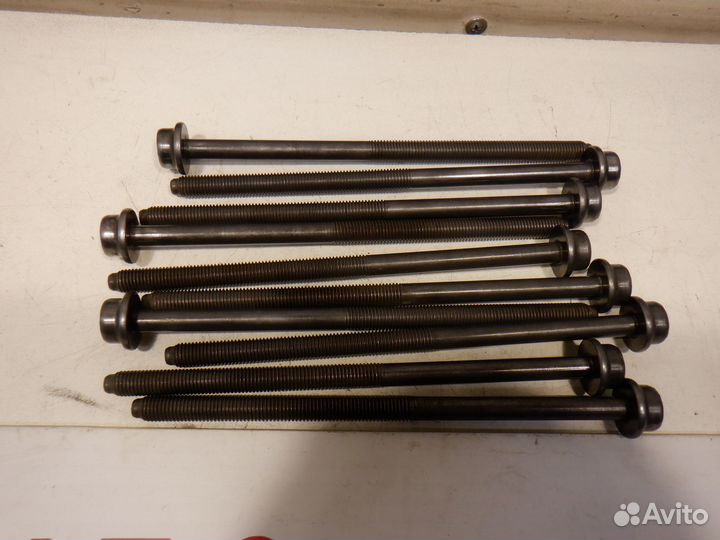 Болт головки блока гбц Skoda Yeti 1.2TSi