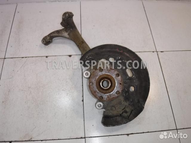 Кулак передний правый Ауди